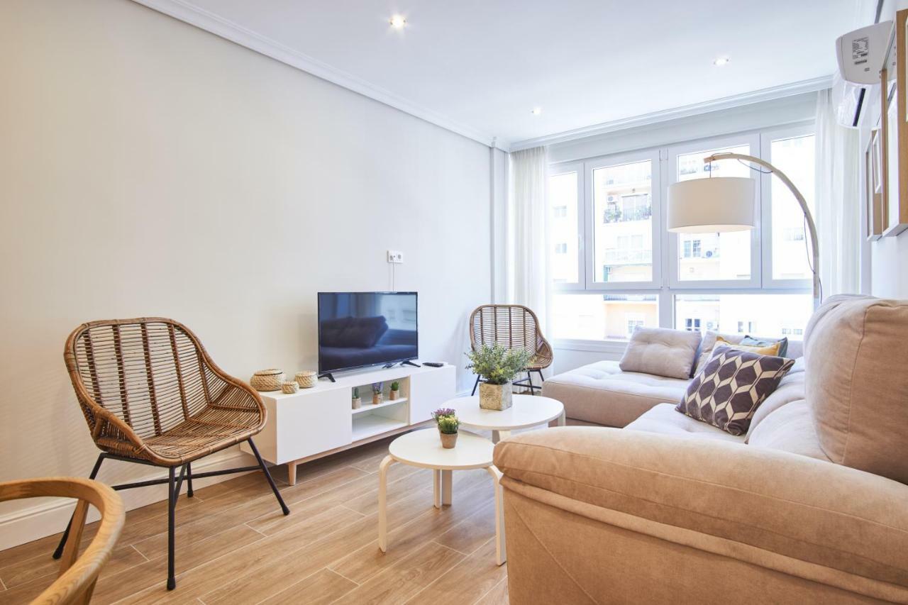 Arjona Riverside Deluxe By Valcambre Apartament
