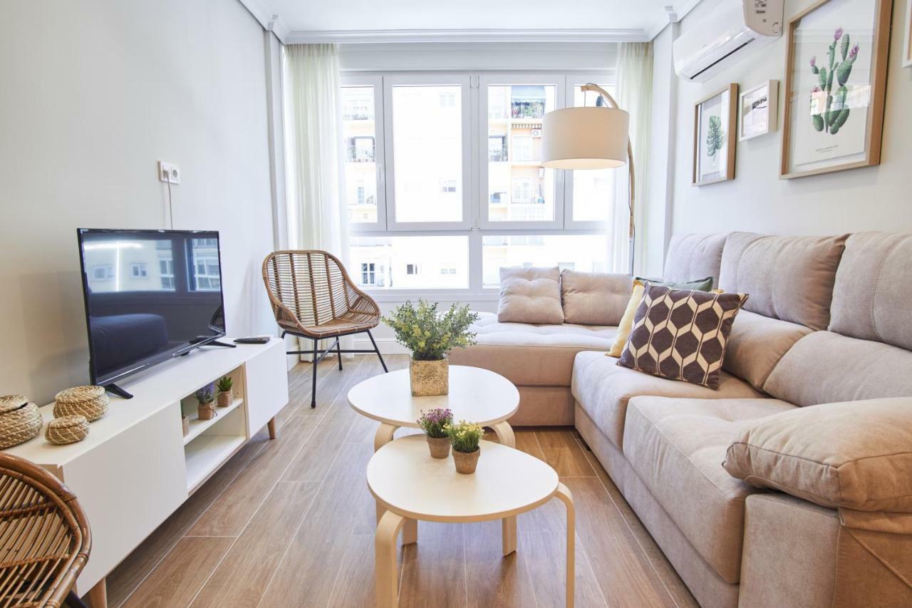 Arjona Riverside Deluxe By Valcambre Apartament